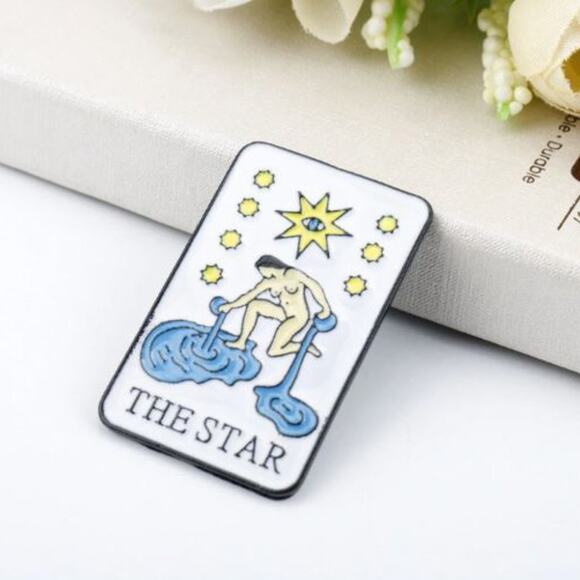 The Star Tarot Card Pin Brooch - Picture 3 of 3